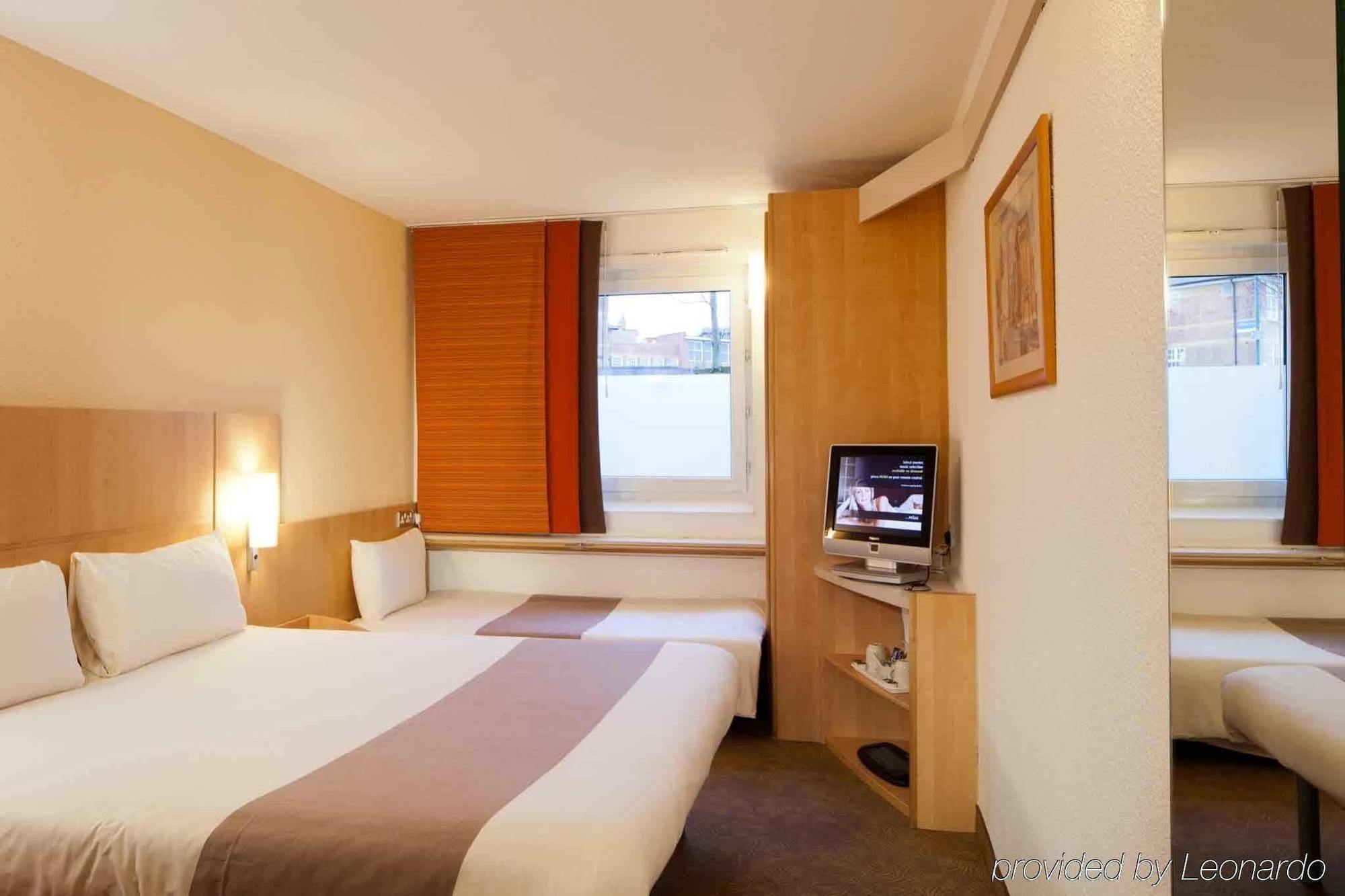 Ibis Coventry Centre Hotel Bagian luar foto